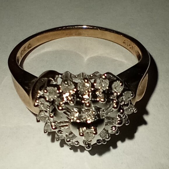 10kt Yellow Gold Diamond Heart Design Ring - Picture 3 of 5